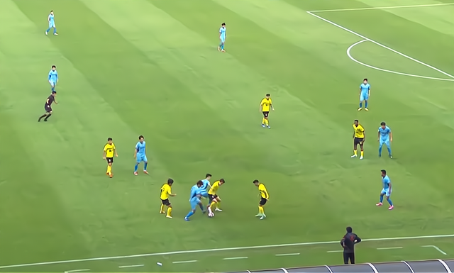 球队在新赛季中继续保持领先位置 球队在新赛季中继续保持领先位置