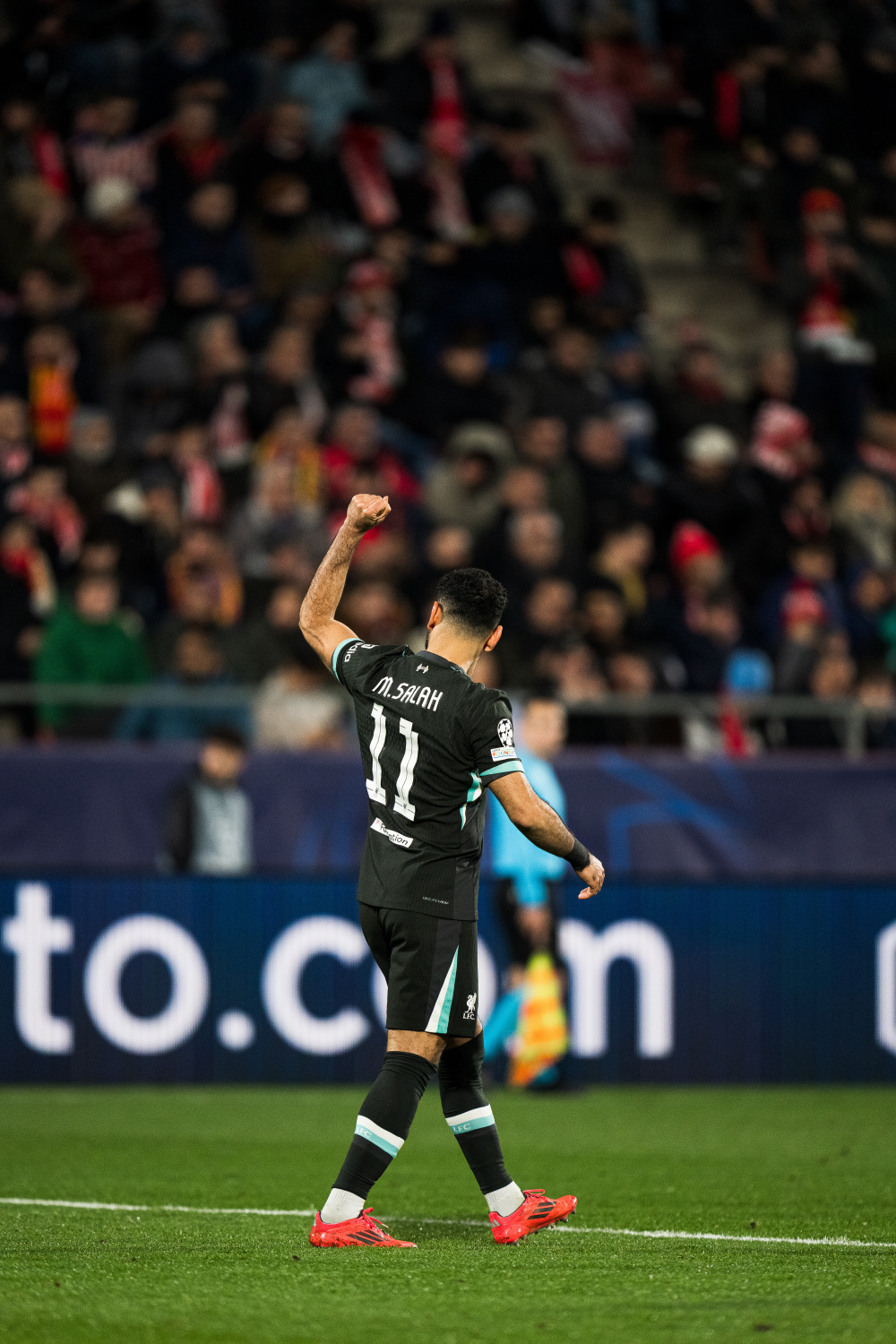 乐鱼体育在线登录-利物浦主场压制皇马,继续保持不败