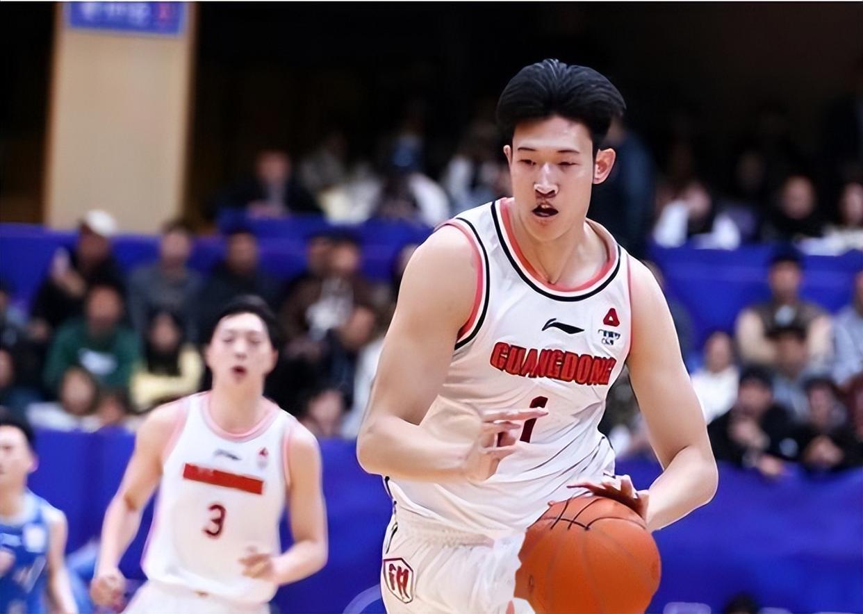 乐鱼体育投注-湖北队中锋表现出色,球队士气高涨备战下一场的简单介绍