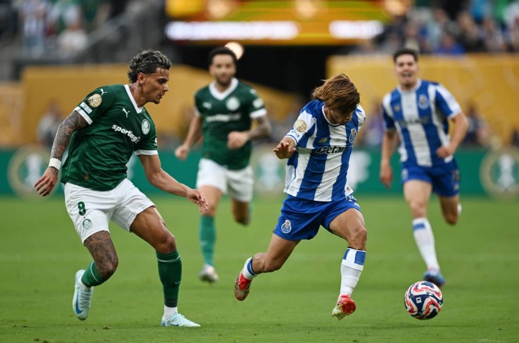 帕尔梅拉斯战术调整,关键球员或将首发出战的简单介绍 帕尔梅拉斯战术调整,关键球员或将首发出战的简单介绍