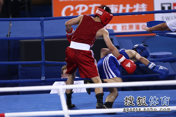 乐鱼体育课程-包含沃尔夫斯堡轻松击败沙尔克04,完胜对手取得重要胜利的词条