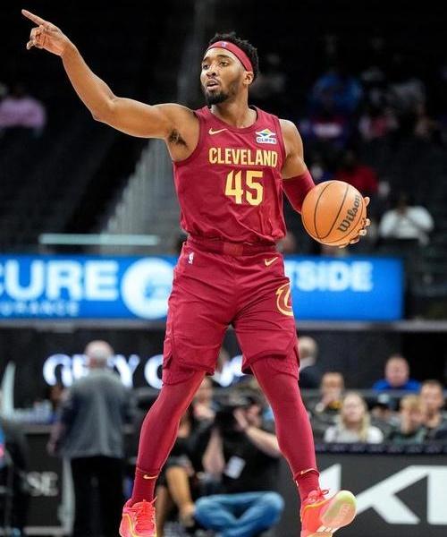 乐鱼体育官网app-爵士擒下公牛,米切尔独得32分