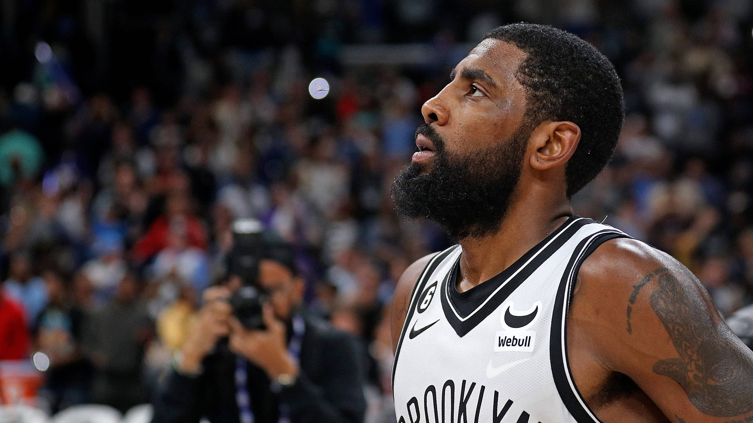 欧文9分钟砍27分,篮网逆转勇士 欧文9分钟砍27分,篮网逆转勇士