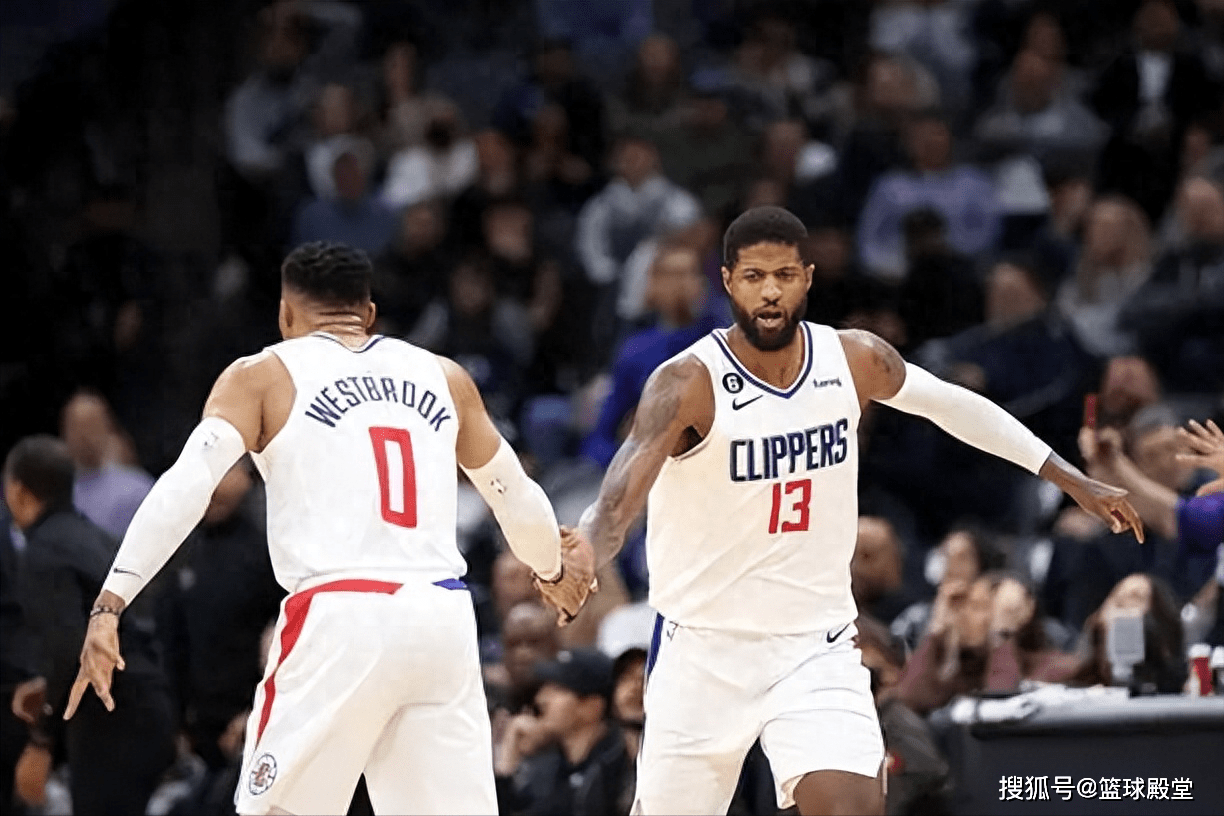 关于快船逆转勇士，乔治与雷吉杰克逊合砍50分的信息