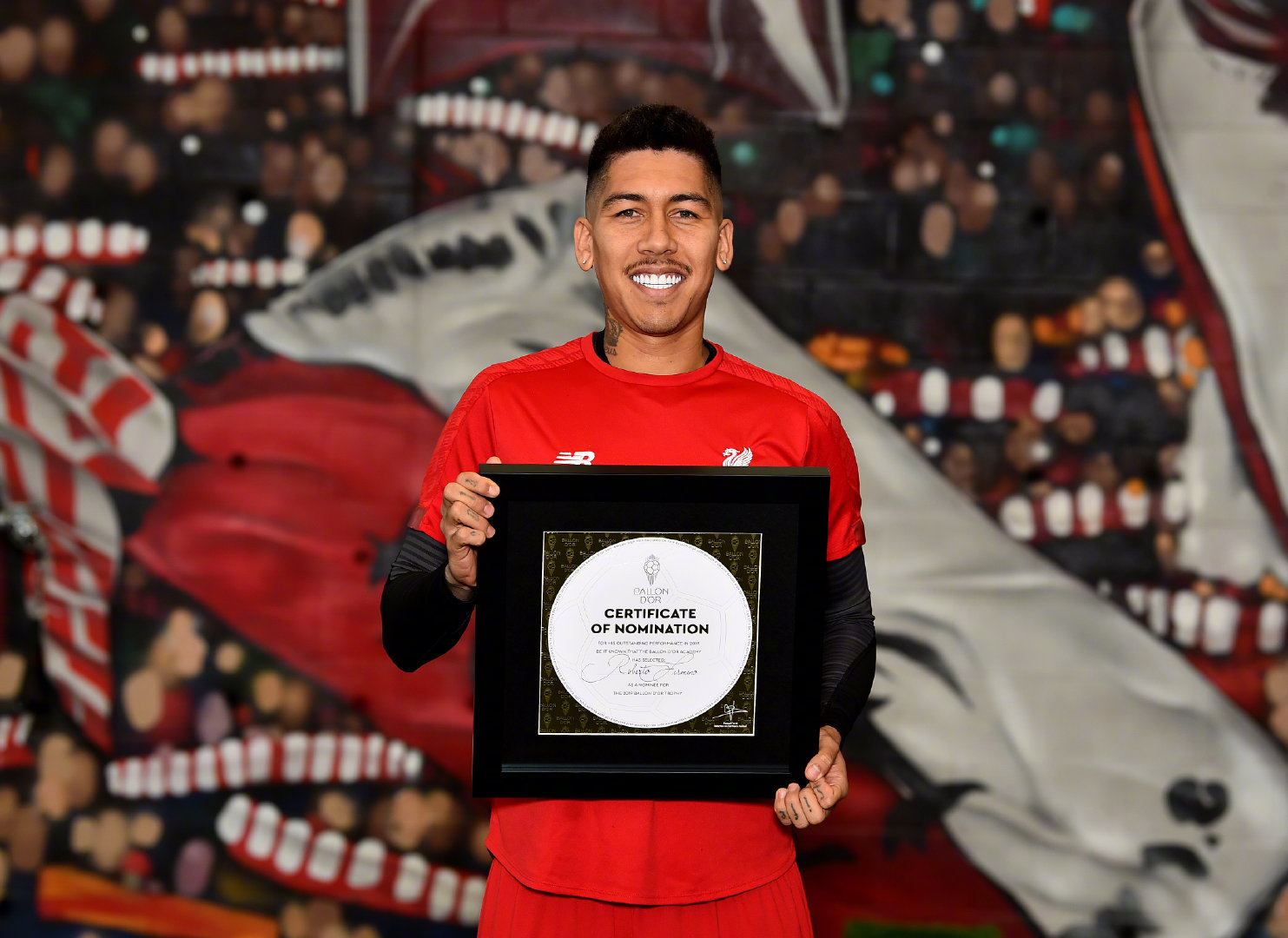 乐鱼体育网页版登录入口-巴西国脚菲尔米诺致力提升个人表现，为球队贡献力量