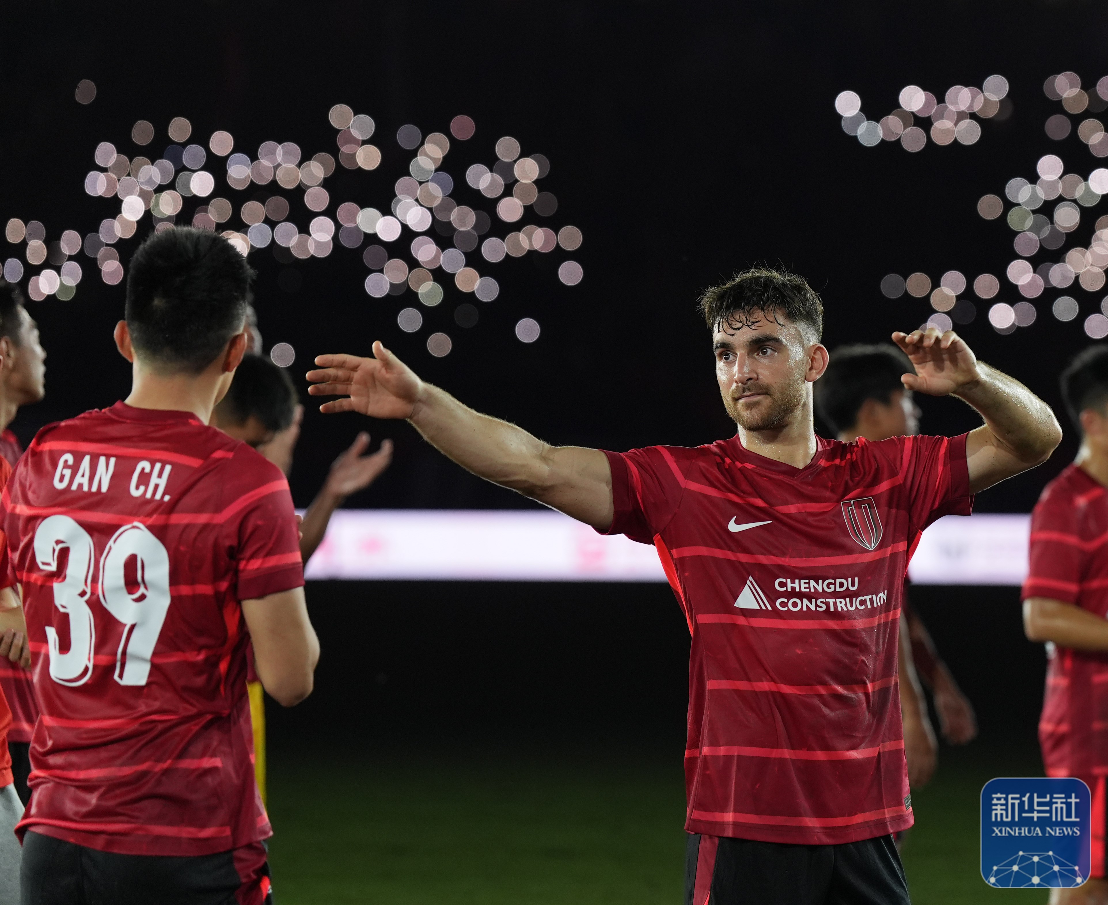 曼联成功晋级到了下一轮比赛